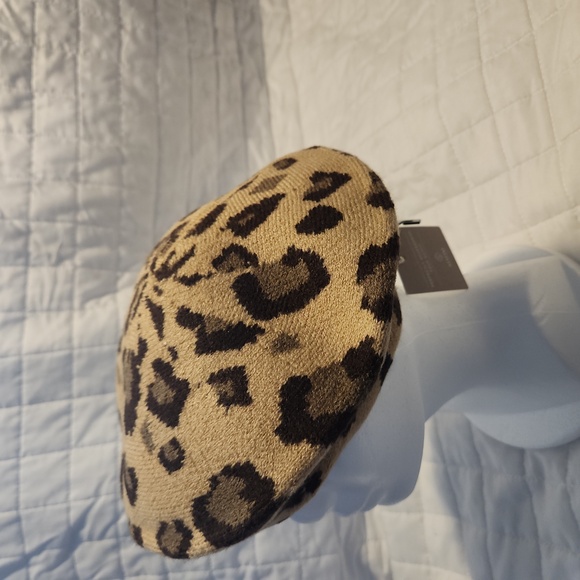 Beret/hat - Picture 2 of 3